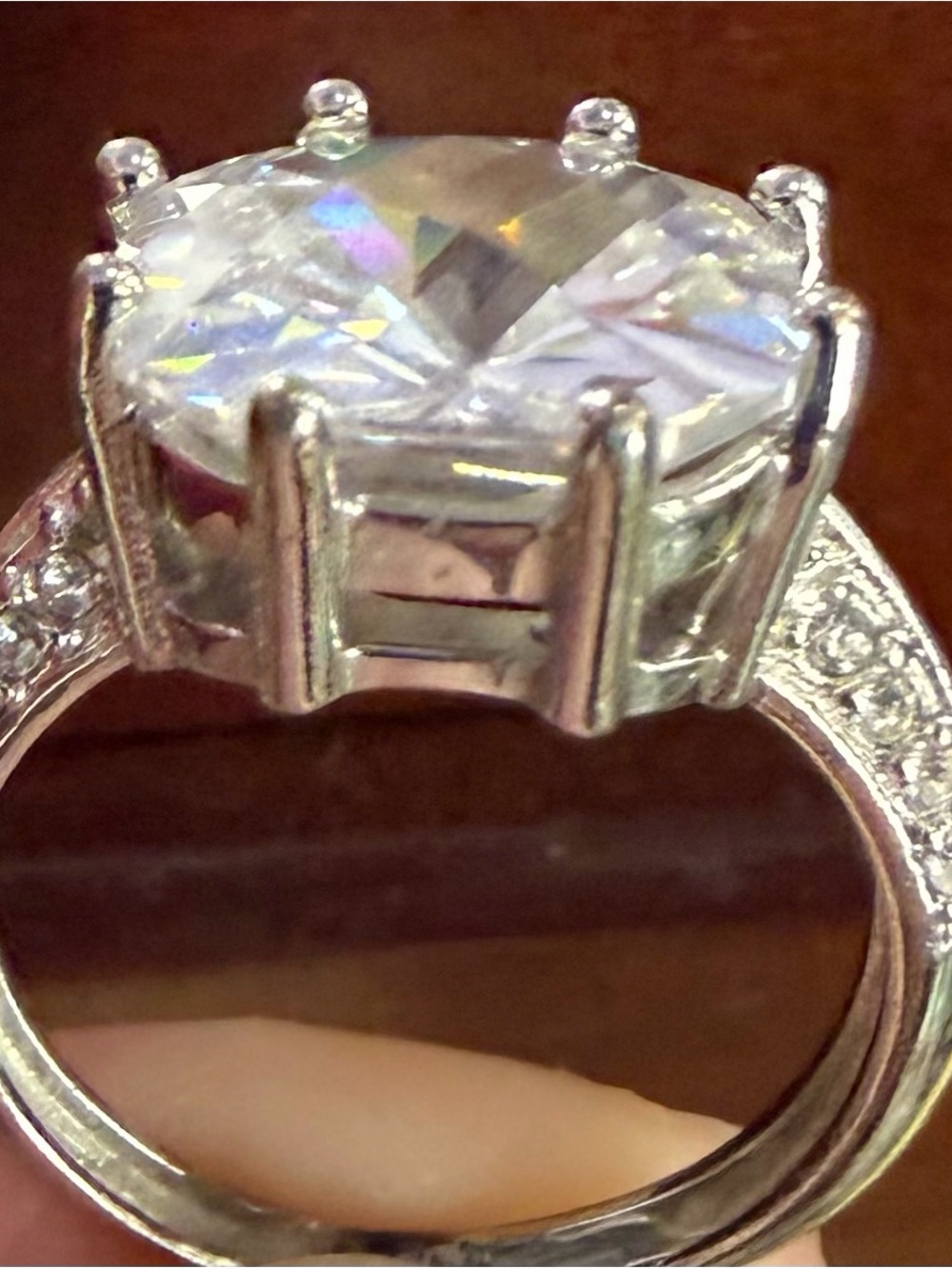Avon NV Silver Ring